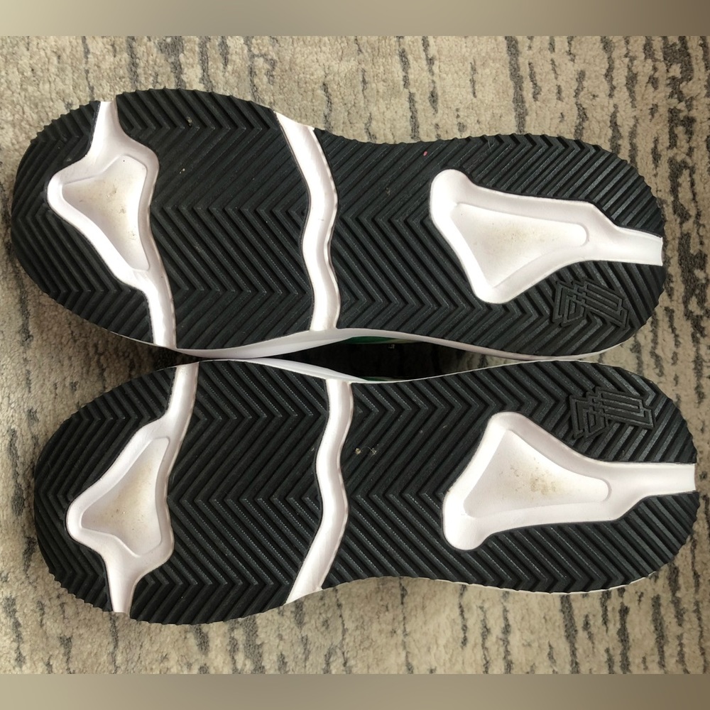 Triple 7 Notorious Racer shoe — tie dye mural pattern with chunky white base - Picture 7 of 14